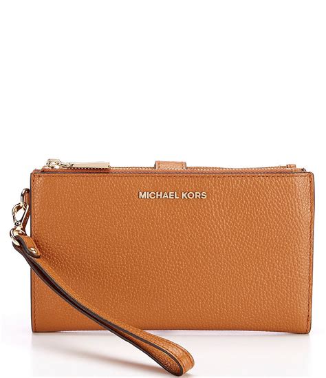 michael kors adele smartphone wristlet|Adele double zip phone wristlet.